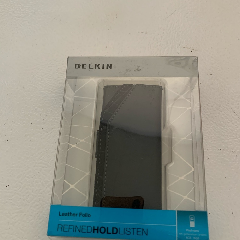 Black iPodLeather portfolio